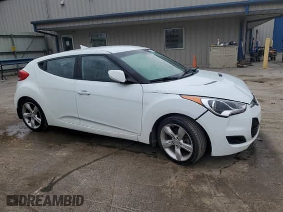 ✅ 2013 Hyundai Veloster RE:MIX • VIN: KMHTC6AD9DU104635 • Лот: 51168275. Размещён на Copart с пробегом 123 866 миль миль. Получите бесплатный доступ к архиву аукционных продаж из США и посмотрите подробный отчёт об истории автомобиля на DreamBid. Изображение 4.