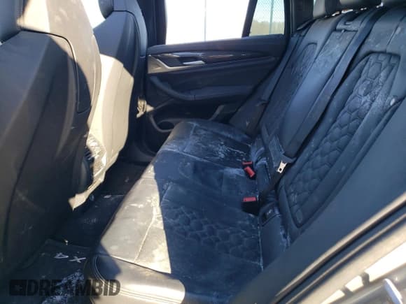 ✅ 2020 BMW X4 M Competition • VIN: 5YMUJ0C02LLU67361 • Lot: 89073305. Wystawiony na Copart z przebiegiem Nie podano. Bezpłatny archiwum sprzedaży aukcyjnych z USA i szczegółowy raport historii pojazdu na DreamBid. Zdjęcie 11.