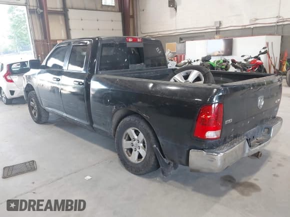 ✅ 2010 Dodge 1500 ST • VIN: 1D7RV1GP5AS219355 • Lot: 42849108. Wystawiony na IAAI z przebiegiem 235 215 mil. Bezpłatny archiwum sprzedaży aukcyjnych z USA i szczegółowy raport historii pojazdu na DreamBid. Zdjęcie 3.