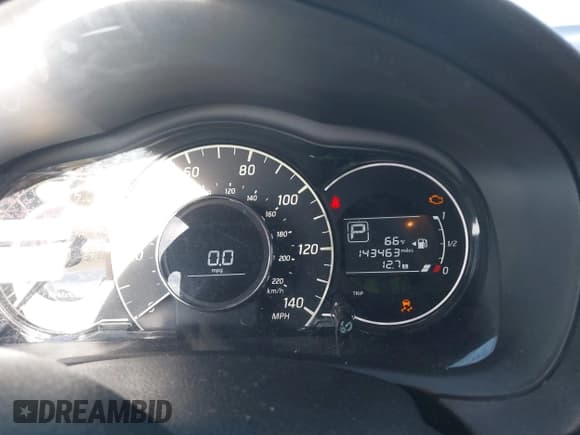 ✅ 2015 Nissan Note S • VIN: 3N1CE2CP4FL438201 • Lot: 41258138. Wystawiony na IAAI z przebiegiem 143 463 mil. Bezpłatny archiwum sprzedaży aukcyjnych z USA i szczegółowy raport historii pojazdu na DreamBid. Zdjęcie 7.