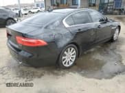 ✅ 2019 Jaguar XE 25t • VIN: SAJAR4FX1KCP49334 • Lot: 53558345. Wystawiony na Copart z przebiegiem 146 008 mil. Bezpłatny archiwum sprzedaży aukcyjnych z USA i szczegółowy raport historii pojazdu na DreamBid. Zdjęcie 3.