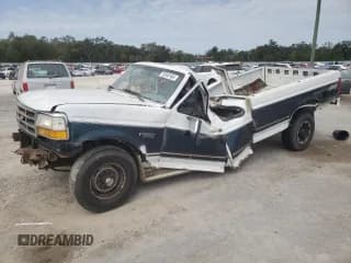 ✅ 1995 Ford F-250 • VIN: 1FTHX26G3SKC17015 • Лот: 76345164. Опубликован ранее на Copart с пробегом Не указан. Бесплатный доступ к архиву аукционных продаж из США и подробный отчёт об истории автомобиля на DreamBid. Изображение 1.