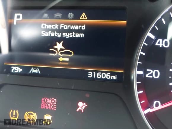 ✅ 2024 Kia Forte LXS • VIN: 3KPF24AD6RE698809 • Lot: 43422557. Wystawiony na IAAI z przebiegiem 31 606 mil. Bezpłatny archiwum sprzedaży aukcyjnych z USA i szczegółowy raport historii pojazdu na DreamBid. Zdjęcie 15.