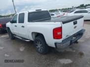 ✅ 2007 Chevrolet Silverado 1500 1LT • VIN: 2GCEC13J971531770 • Lot: 42486035. Wystawiony na IAAI z przebiegiem 401 722 mil. Bezpłatny archiwum sprzedaży aukcyjnych z USA i szczegółowy raport historii pojazdu na DreamBid. Zdjęcie 3.