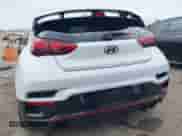 2020 Hyundai Veloster z VIN KMHT36AH1LU005678, wystawiony jako IAAI lot #42054320 z przebiegiem 102 802 mil mil oraz . Historia ofert i sprzedaży dostępna na DreamBid. Obrazek 16.