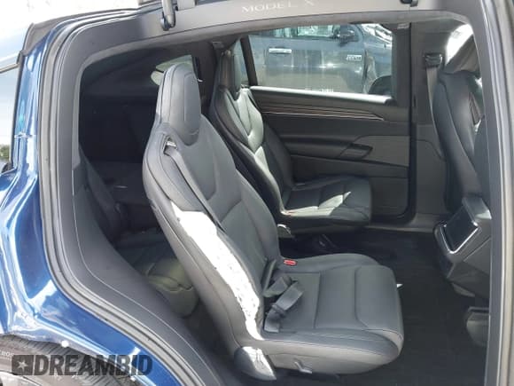 ✅ 2024 Tesla Model X • VIN: 7SAXCBE5XRF432411 • Лот: 42520413. Опубликован ранее на IAAI с пробегом Не указан. Бесплатный доступ к архиву аукционных продаж из США и подробный отчёт об истории автомобиля на DreamBid. Изображение 8.