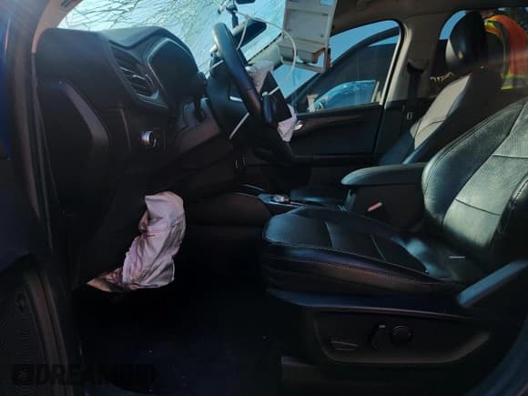 ✅ 2020 Ford Escape Titanium • VIN: 1FMCU9J92LUB15839 • Лот: 80748805. Опубликован ранее на Copart с пробегом 108 976 миль. Бесплатный доступ к архиву аукционных продаж из США и подробный отчёт об истории автомобиля на DreamBid. Изображение 7.