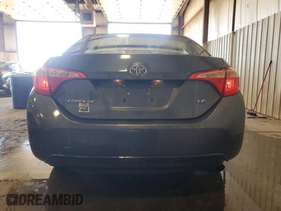 ✅ 2017 Toyota Corolla LE • VIN: 2T1BURHE1HC913238 • Lot: 90072005. Wystawiony na Copart z przebiegiem 58 870 mil. Bezpłatny archiwum sprzedaży aukcyjnych z USA i szczegółowy raport historii pojazdu na DreamBid. Zdjęcie 6.
