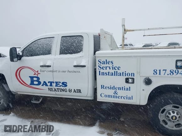 ✅ 2015 Chevrolet Silverado 2500HD Work Truck • VIN: 1GB2CUEG4FZ131745 • Lot: 41293213. Listed on IAAI with 236,044 mi. Free auction sales archive from the USA and detailed vehicle history report at DreamBid. Image 14.