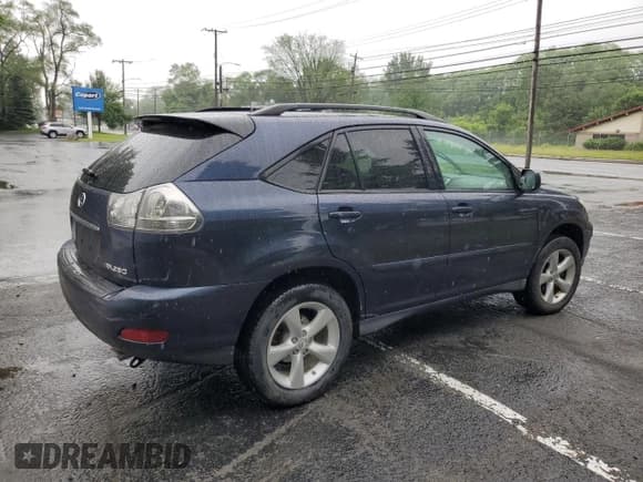 ✅ 2007 Lexus RX 350 • VIN: 2T2HK31U77C022055 • Lot: 60102115. Listed on Copart with 134,485 mi. Free auction sales archive from the USA and detailed vehicle history report at DreamBid. Image 3.