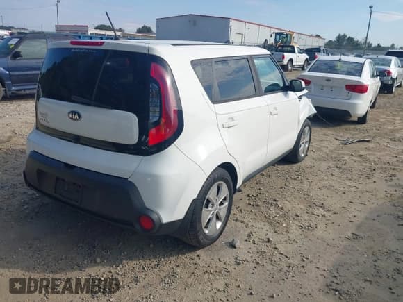 ✅ 2016 Kia Soul • VIN: KNDJN2A26G7265962 • Лот: 43126455. Опубликован ранее на IAAI с пробегом 229 507 миль. Бесплатный доступ к архиву аукционных продаж из США и подробный отчёт об истории автомобиля на DreamBid. Изображение 4.