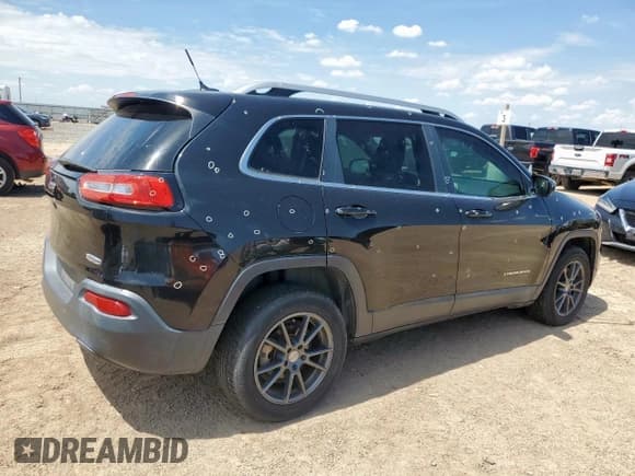 ✅ 2015 Jeep Cherokee Latitude • VIN: 1C4PJLCBXFW530928 • Лот: 69195285. Опубликован ранее на Copart с пробегом 121 180 миль. Бесплатный доступ к архиву аукционных продаж из США и подробный отчёт об истории автомобиля на DreamBid. Изображение 3.