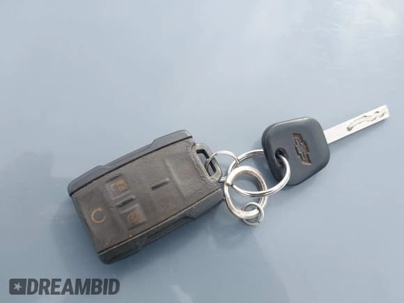 ✅ 2015 Chevrolet Silverado 2500HD LT • VIN: 1GC1KVEG2FF610053 • Lot: 43469299. Listed on IAAI with 173,702 mi. Free auction sales archive from the USA and detailed vehicle history report at DreamBid. Image 11.