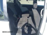 ✅ 2013 Dodge Grand Caravan SE • VIN: 2C4RDGBG1DR532996 • Lot: 43426620. Wystawiony na IAAI z przebiegiem 206 141 mil. Bezpłatny archiwum sprzedaży aukcyjnych z USA i szczegółowy raport historii pojazdu na DreamBid. Zdjęcie 8.