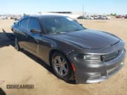 ✅ 2020 Dodge Charger SXT • VIN: 2C3CDXBG6LH165852 • Lot: 43664647. Wystawiony na IAAI z przebiegiem Nie podano. Bezpłatny archiwum sprzedaży aukcyjnych z USA i szczegółowy raport historii pojazdu na DreamBid. Zdjęcie 1.
