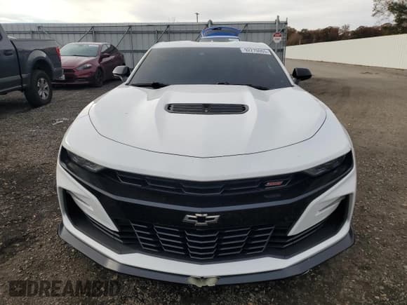 ✅ 2019 Chevrolet Camaro 2SS • VIN: 1G1FH1R71K0150817 • Лот: 92270065. Опубликован ранее на Copart с пробегом 51 285 миль. Бесплатный доступ к архиву аукционных продаж из США и подробный отчёт об истории автомобиля на DreamBid. Изображение 5.