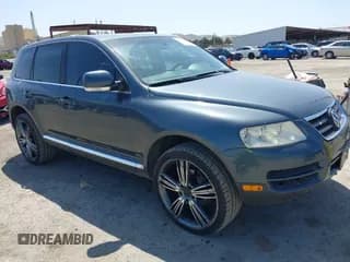 ✅ 2006 Volkswagen Touareg 3.2L V6 • VIN: WVGZG77L96D028601 • Лот: 42170973. Опубликован ранее на IAAI с пробегом 155 142 миль. Бесплатный доступ к архиву аукционных продаж из США и подробный отчёт об истории автомобиля на DreamBid. Изображение 1.