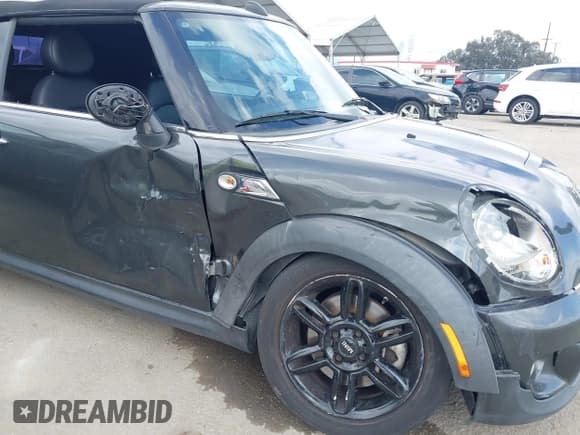 ✅ 2012 MINI Convertible S • VIN: WMWZP3C54CT250689 • Lot: 41928624. Listed on IAAI with 126,442 mi. Free auction sales archive from the USA and detailed vehicle history report at DreamBid. Image 6.