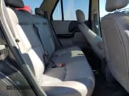 ✅ 2005 Saturn VUE • VIN: 5GZCZ63405S858969 • Lot: 47290685. Wystawiony na Copart z przebiegiem 130 381 mil. Bezpłatny archiwum sprzedaży aukcyjnych z USA i szczegółowy raport historii pojazdu na DreamBid. Zdjęcie 11.