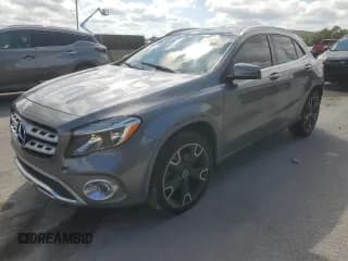 ✅ 2018 Mercedes-Benz GLA 250 • VIN: WDCTG4EB1JJ517887 • Лот: 86611325. Опубликован ранее на Copart с пробегом 70 942 миль. Бесплатный доступ к архиву аукционных продаж из США и подробный отчёт об истории автомобиля на DreamBid. Изображение 1.