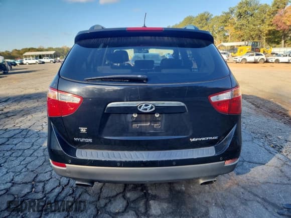 ✅ 2011 Hyundai Veracruz Limited • VIN: KM8NU4CC4BU173244 • Lot: 91909345. Wystawiony na Copart z przebiegiem 250 020 mil. Bezpłatny archiwum sprzedaży aukcyjnych z USA i szczegółowy raport historii pojazdu na DreamBid. Zdjęcie 6.