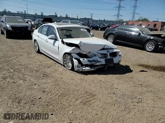 ✅ 2013 BMW 3 Series 328i xDrive • VIN: WBA3B3C52DF536500 • Lot: 56538265. Listed on Copart with Not provided. Free auction sales archive from the USA and detailed vehicle history report at DreamBid. Image 13.