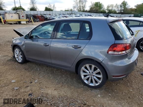 ✅ 2013 Volkswagen Golf TDI w/Sunroof & Nav • VIN: WVWNM7AJ0DW125559 • Lot: 50438254. Wystawiony na Copart z przebiegiem 73 133 mil. Bezpłatny archiwum sprzedaży aukcyjnych z USA i szczegółowy raport historii pojazdu na DreamBid. Zdjęcie 2.
