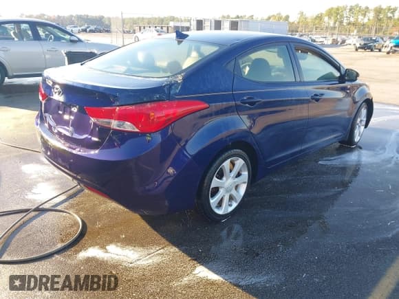 ✅ 2013 Hyundai Elantra GLS • VIN: 5NPDH4AE2DH268648 • Lot: 43615464. Listed on IAAI with 159,262 mi. Free auction sales archive from the USA and detailed vehicle history report at DreamBid. Image 4.