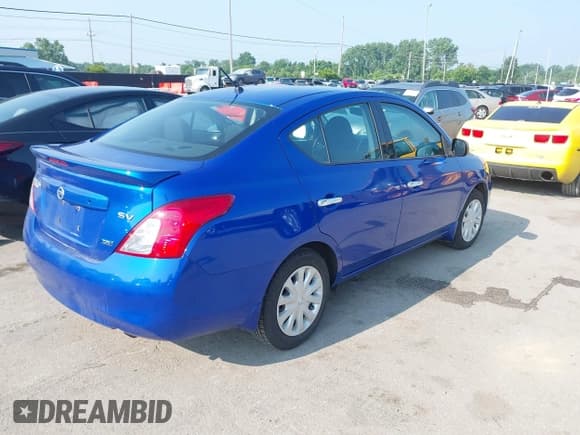 ✅ 2014 Nissan Versa S • VIN: 3N1CN7AP4EL847507 • Lot: 42679554. Listed on IAAI with 158,182 mi. Free auction sales archive from the USA and detailed vehicle history report at DreamBid. Image 4.