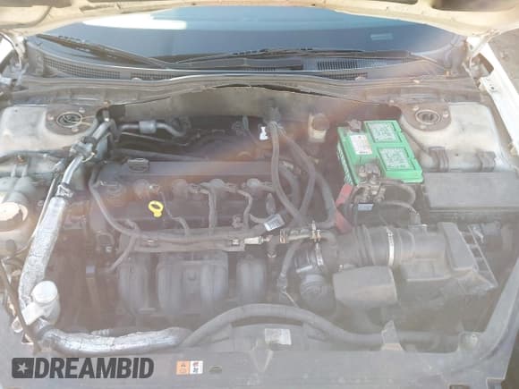 ✅ 2010 Mercury Milan Premier • VIN: 3MEHM0JA1AR648879 • Lot: 43770326. Listed on IAAI with 155,740 mi. Free auction sales archive from the USA and detailed vehicle history report at DreamBid. Image 10.