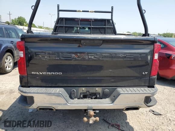 ✅ 2019 Chevrolet Silverado 1500 LT • VIN: 1GCRYDEDXKZ173185 • Lot: 63937894. Wystawiony na Copart z przebiegiem 80 337 mil. Bezpłatny archiwum sprzedaży aukcyjnych z USA i szczegółowy raport historii pojazdu na DreamBid. Zdjęcie 5.