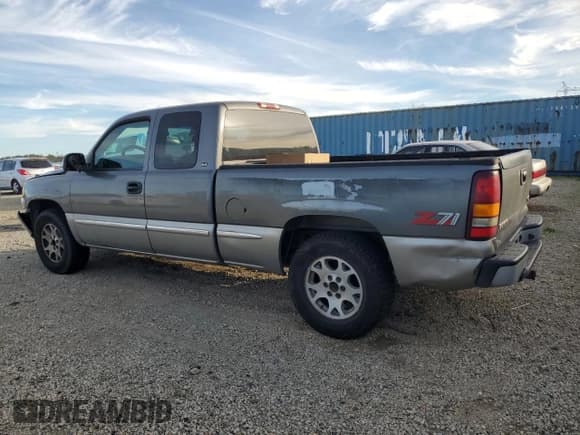 ✅ 2000 GMC Sierra 1500 SLE • VIN: 2GTEK19T5Y1241815 • Lot: 85424605. Wystawiony na Copart z przebiegiem 264 423 mil. Bezpłatny archiwum sprzedaży aukcyjnych z USA i szczegółowy raport historii pojazdu na DreamBid. Zdjęcie 2.