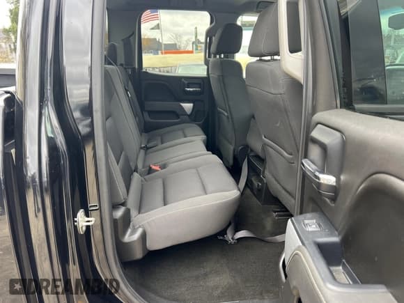 ✅ 2016 Chevrolet Silverado 1500 LT • VIN: 1GCVKREC9GZ113314 • Lot: 43749752. Wystawiony na IAAI z przebiegiem 206 215 mil. Bezpłatny archiwum sprzedaży aukcyjnych z USA i szczegółowy raport historii pojazdu na DreamBid. Zdjęcie 7.