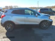 ✅ 2016 Buick Encore Sport Touring • VIN: KL4CJ2SM5GB560272 • Лот: 43616796. Опубликован ранее на IAAI с пробегом 106 429 миль. Бесплатный доступ к архиву аукционных продаж из США и подробный отчёт об истории автомобиля на DreamBid. Изображение 13.