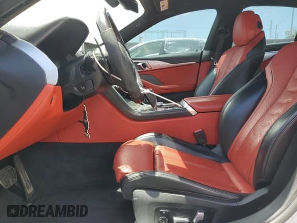 ✅ 2021 BMW 8 Series M850i • VIN: WBAGV8C04MCF56486 • Lot: 55991015. Listed on Copart with 60,249 mi. Free auction sales archive from the USA and detailed vehicle history report at DreamBid. Image 7.