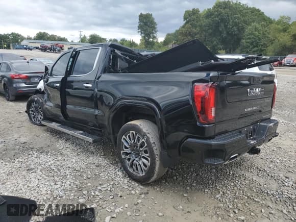 ✅ 2023 GMC Sierra 1500 Denali Ultimate • VIN: 1GTUUHEL9PZ273709 • Lot: 82047634. Wystawiony na Copart z przebiegiem 24 143 mil. Bezpłatny archiwum sprzedaży aukcyjnych z USA i szczegółowy raport historii pojazdu na DreamBid. Zdjęcie 2.