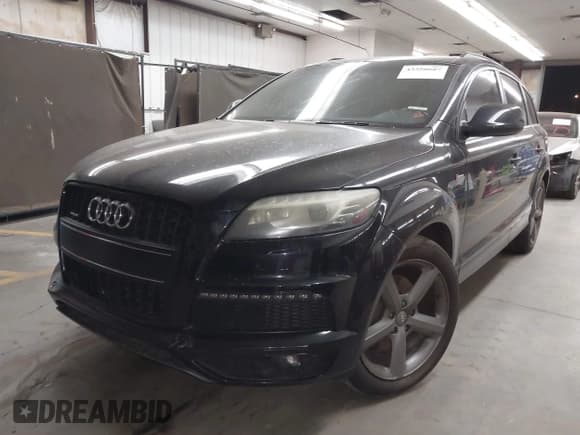 ✅ 2015 Audi Q7 S line Prestige • VIN: WA1DGAFE3FD003184 • Лот: 43350687. Опубликован ранее на IAAI с пробегом 129 236 миль. Бесплатный доступ к архиву аукционных продаж из США и подробный отчёт об истории автомобиля на DreamBid. Изображение 2.