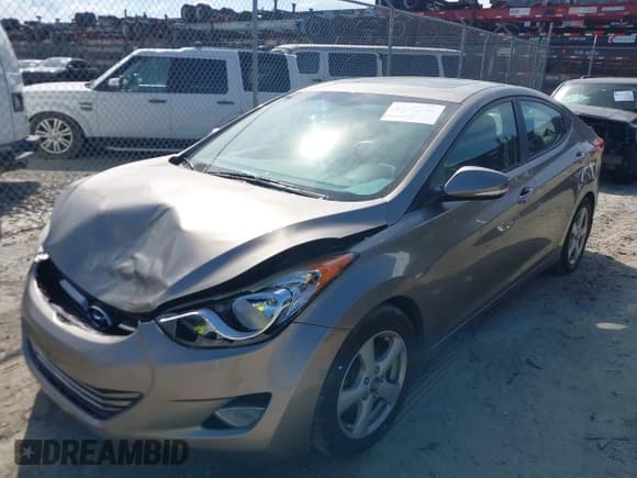 ✅ 2013 Hyundai Elantra Limited • VIN: 5NPDH4AE8DH270078 • Лот: 43197512. Опубликован ранее на IAAI с пробегом 130 356 миль. Бесплатный доступ к архиву аукционных продаж из США и подробный отчёт об истории автомобиля на DreamBid. Изображение 2.