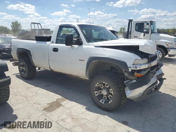 ✅ 2001 Chevrolet Silverado 2500HD LS • VIN: 1GCHK24191E301026 • Лот: 71162635. Опубликован ранее на Copart с пробегом 222 237 миль. Бесплатный доступ к архиву аукционных продаж из США и подробный отчёт об истории автомобиля на DreamBid. Изображение 4.