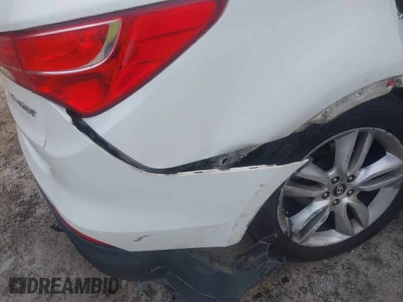 2013 Hyundai Santa Fe Sport z VIN 5XYZW3LA1DG043094, wystawiony jako IAAI lot #43038727 z przebiegiem 160 798 mil mil oraz . Historia ofert i sprzedaży dostępna na DreamBid. Obrazek 6.