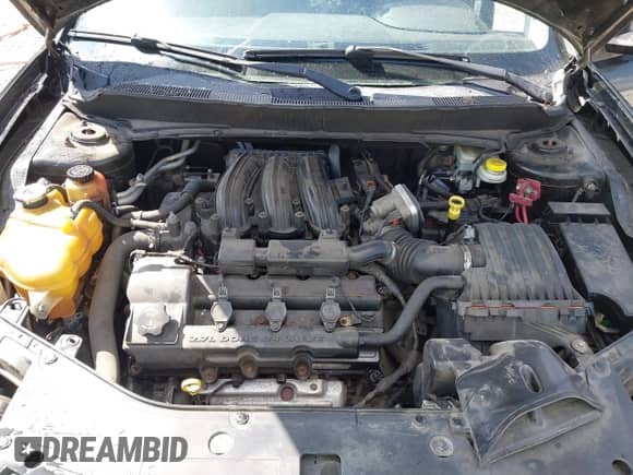 2010 Dodge Avenger SXT z VIN 1B3CC4FD0AN180494, wystawiony jako IAAI lot #41805186 z przebiegiem 185 783 mil mil oraz . Historia ofert i sprzedaży dostępna na DreamBid. Obrazek 10.