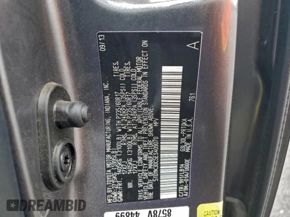 ✅ 2014 Toyota Sienna XLE • VIN: 5TDYK3DC5ES409070 • Лот: 94315255. Опубликован ранее на Copart с пробегом 122 109 миль. Бесплатный доступ к архиву аукционных продаж из США и подробный отчёт об истории автомобиля на DreamBid. Изображение 14.