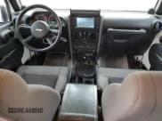 ✅ 2010 Jeep Wrangler Unlimited Sport • VIN: 1J4BB3H11AL114892 • Lot: 53947985. Wystawiony na Copart z przebiegiem 168 179 mil. Bezpłatny archiwum sprzedaży aukcyjnych z USA i szczegółowy raport historii pojazdu na DreamBid. Zdjęcie 8.