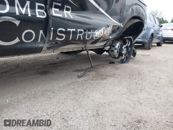 ✅ 2016 Ford F-250 Lariat • VIN: 1FT7W2B6XGEA83380 • Лот: 41623871. Опубликован ранее на IAAI с пробегом 193 431 миль. Бесплатный доступ к архиву аукционных продаж из США и подробный отчёт об истории автомобиля на DreamBid. Изображение 19.