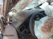 ✅ 1998 Toyota Sienna LE • VIN: 4T3ZF13C1WU025575 • Lot: 42181863. Wystawiony na IAAI z przebiegiem Nie podano. Bezpłatny archiwum sprzedaży aukcyjnych z USA i szczegółowy raport historii pojazdu na DreamBid. Zdjęcie 7.