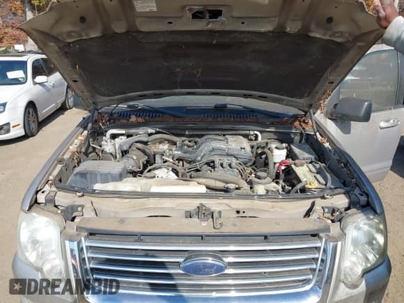 ✅ 2008 Ford Explorer XLT • VIN: 1FMEU63E18UB28753 • Lot: 43544399. Listed on IAAI with 188,732 mi. Free auction sales archive from the USA and detailed vehicle history report at DreamBid. Image 10.