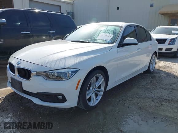 ✅ 2016 BMW 3 Series 320i • VIN: WBA8E1G57GNT37979 • Лот: 42751115. Опубликован ранее на IAAI с пробегом 104 370 миль. Бесплатный доступ к архиву аукционных продаж из США и подробный отчёт об истории автомобиля на DreamBid. Изображение 17.