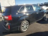 ✅ 2015 Kia Sorento SX • VIN: 5XYKWDA74FG622291 • Lot: 89734195. Listed on Copart with 148,798 mi. Free auction sales archive from the USA and detailed vehicle history report at DreamBid. Image 3.