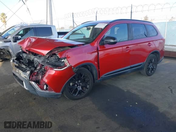 2019 Mitsubishi Outlander SE с VIN JA4AD3A38KZ039852, выставлен на аукционе IAAI как лот 41431896 с пробегом 111 103 миль миль и . История ставок и продаж доступна на DreamBid. Изображение 2.