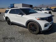 ✅ 2022 Ford Explorer XLT • VIN: 1FMSK7DH6NGA11591 • Lot: 89520185. Wystawiony na Copart z przebiegiem 39 802 mil. Bezpłatny archiwum sprzedaży aukcyjnych z USA i szczegółowy raport historii pojazdu na DreamBid. Zdjęcie 4.